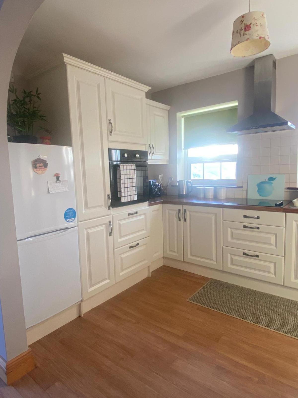 Kilmore Beach Apartment トラリー エクステリア 写真
